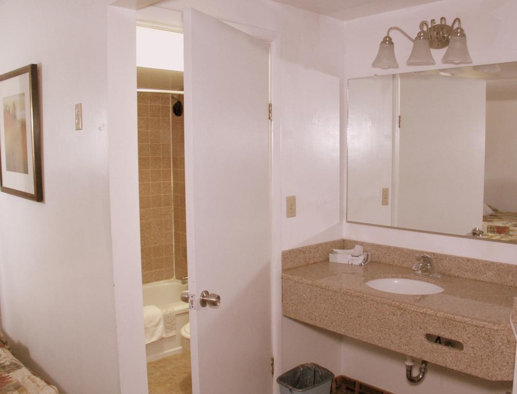 Executive Inn & Suites Lakeview Szoba fotó