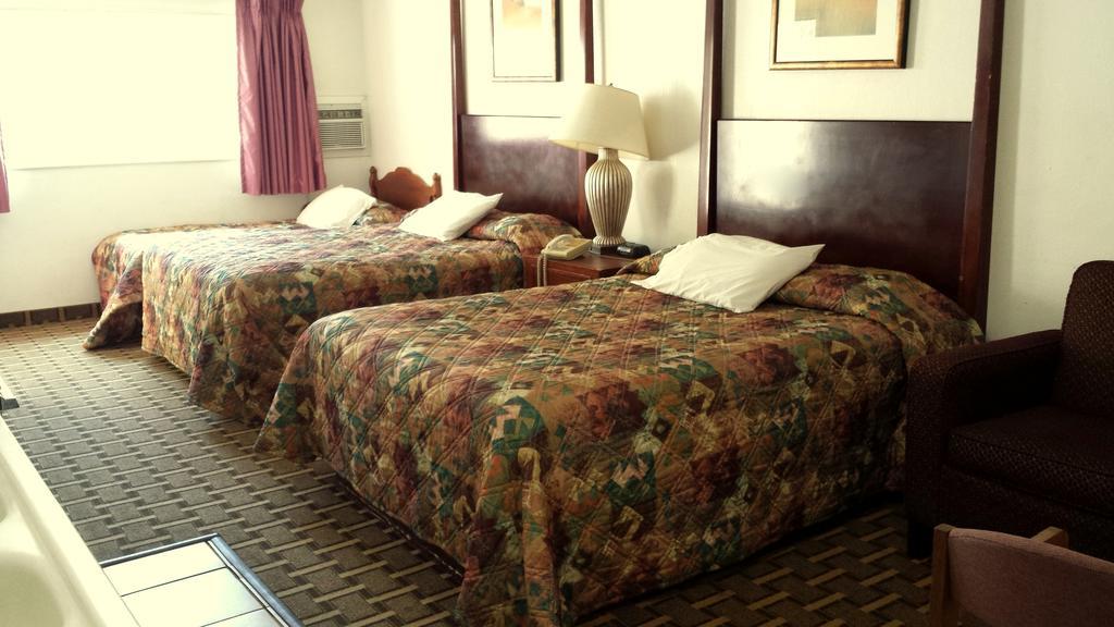 Executive Inn & Suites Lakeview Szoba fotó