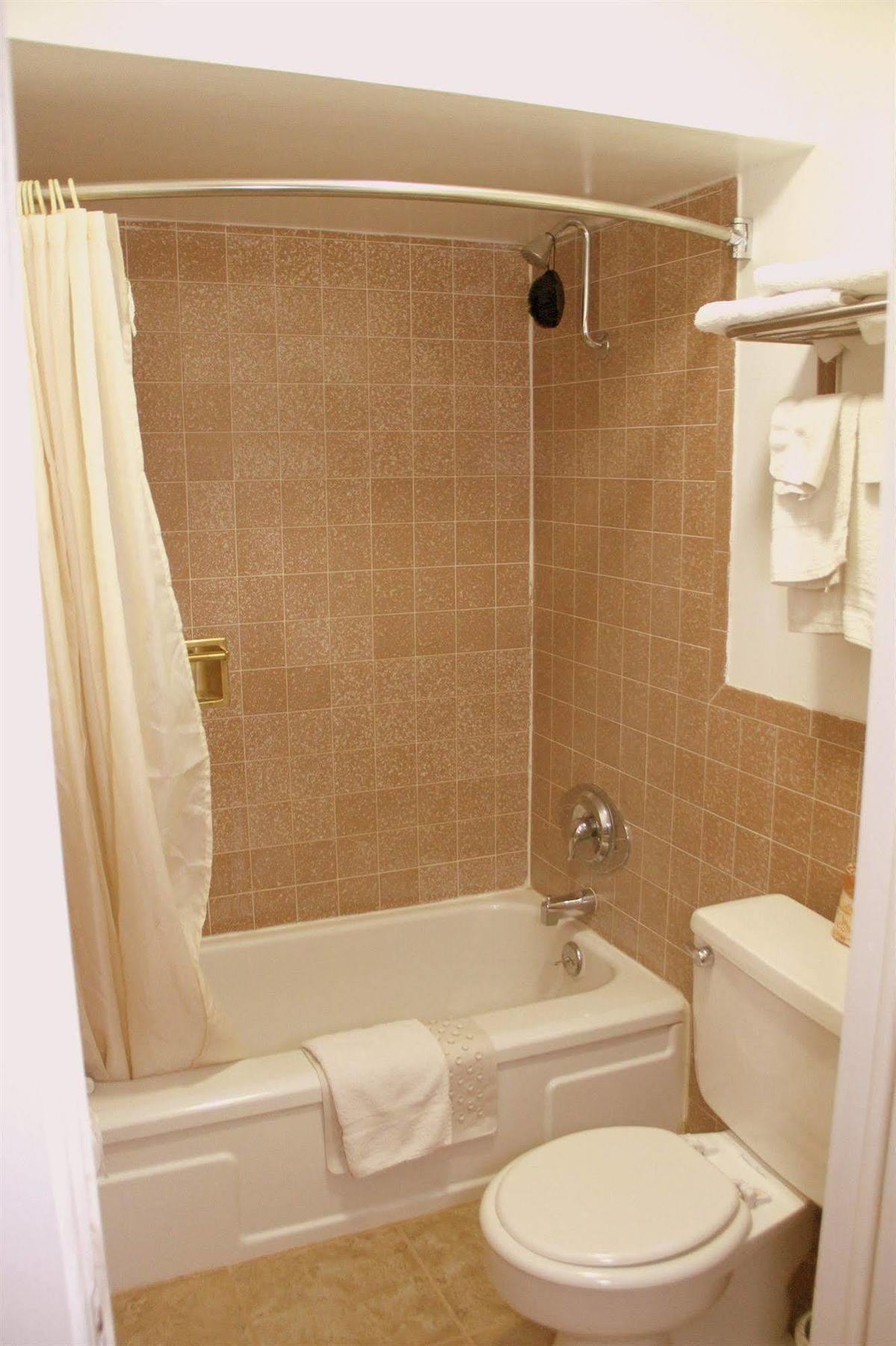 Executive Inn & Suites Lakeview Szoba fotó